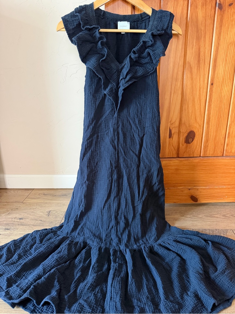 Sundays Black Ruffle-Neck Tiered Midi Dress - Size Small - Excellent Condition